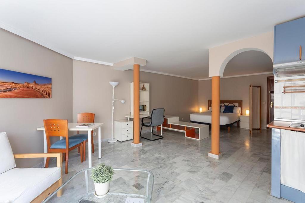 Luminosity Square Studio. Francos 14 Σεβίλλη Εξωτερικό φωτογραφία